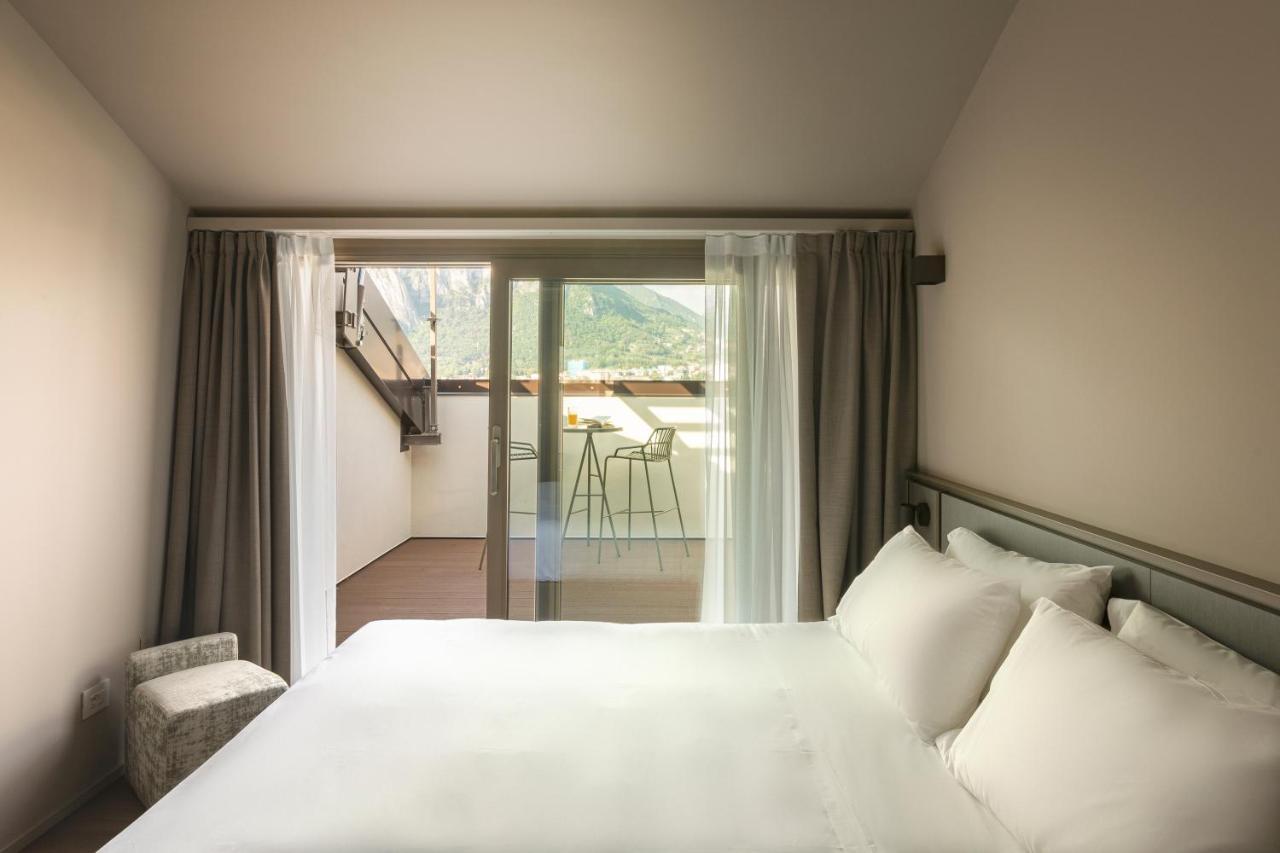 Hotel Promessi Sposi Malgrate Esterno foto
